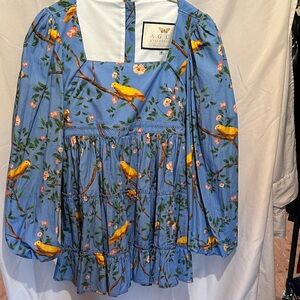 Agua Bendita Avena Canarios dress size Medium never worn